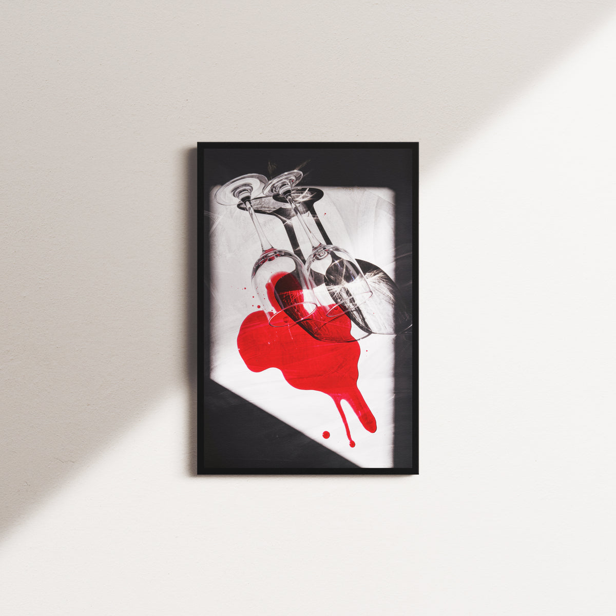 ember tone — black frame