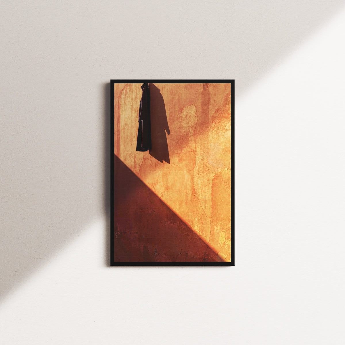 ember facade — black frame
