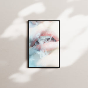 gossamer kiss — black frame