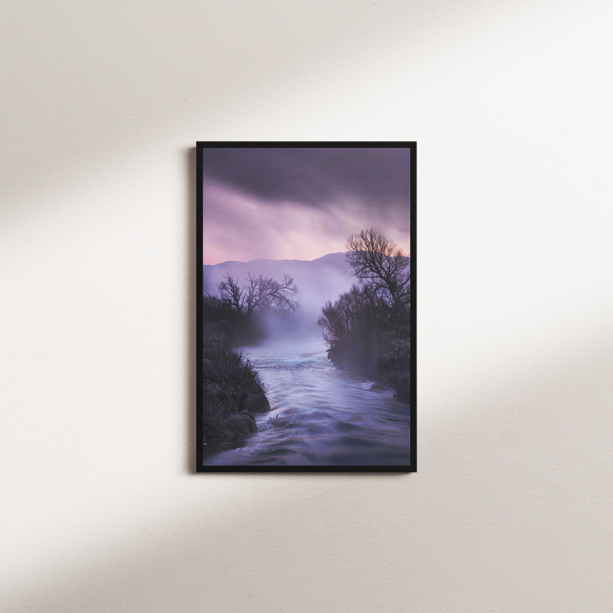 iris current — black frame