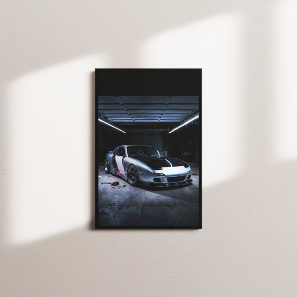 linen signal — black frame