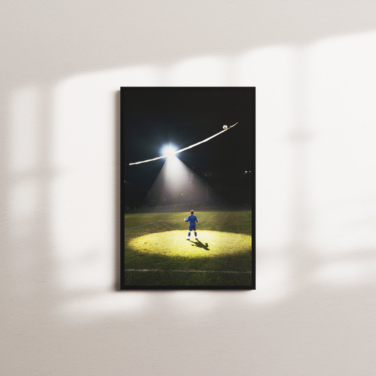 midfield shadow — black frame