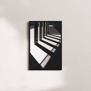 pearl vesper — black frame