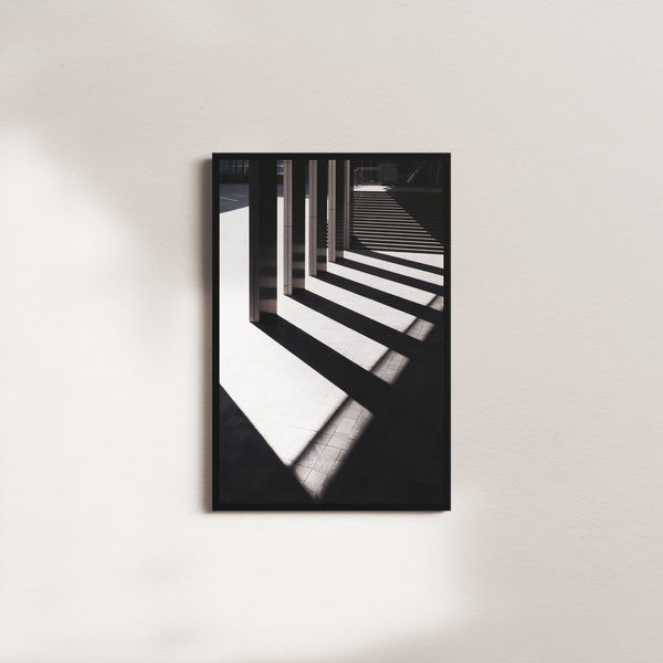 pearl vesper — black frame