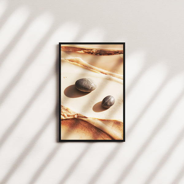 sand stillness — black frame