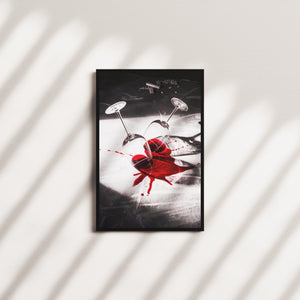 signal shadow — black frame