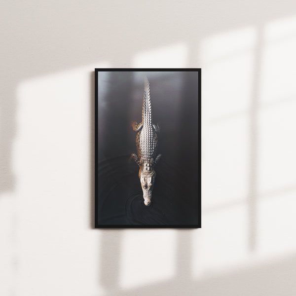 umber current — black frame